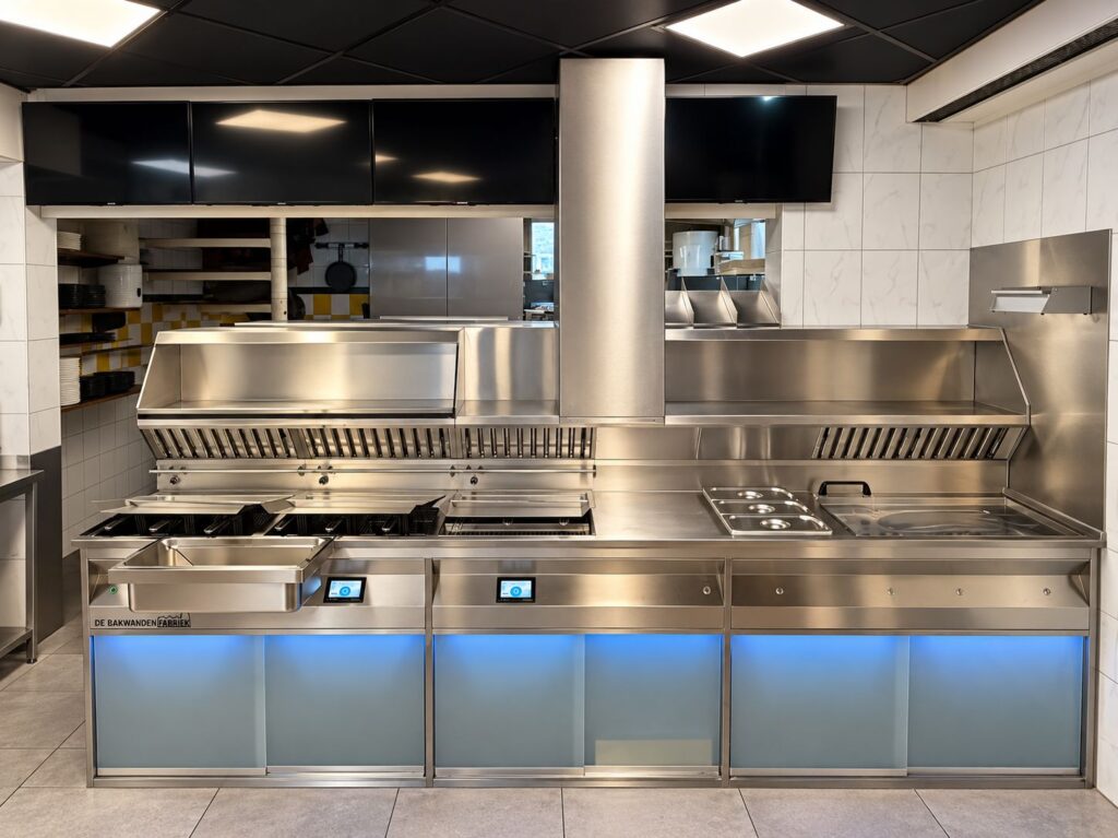 De Bakwandenfabriek plaatst prachtige bakwand bij Snackbar Herenstraat in Leiden